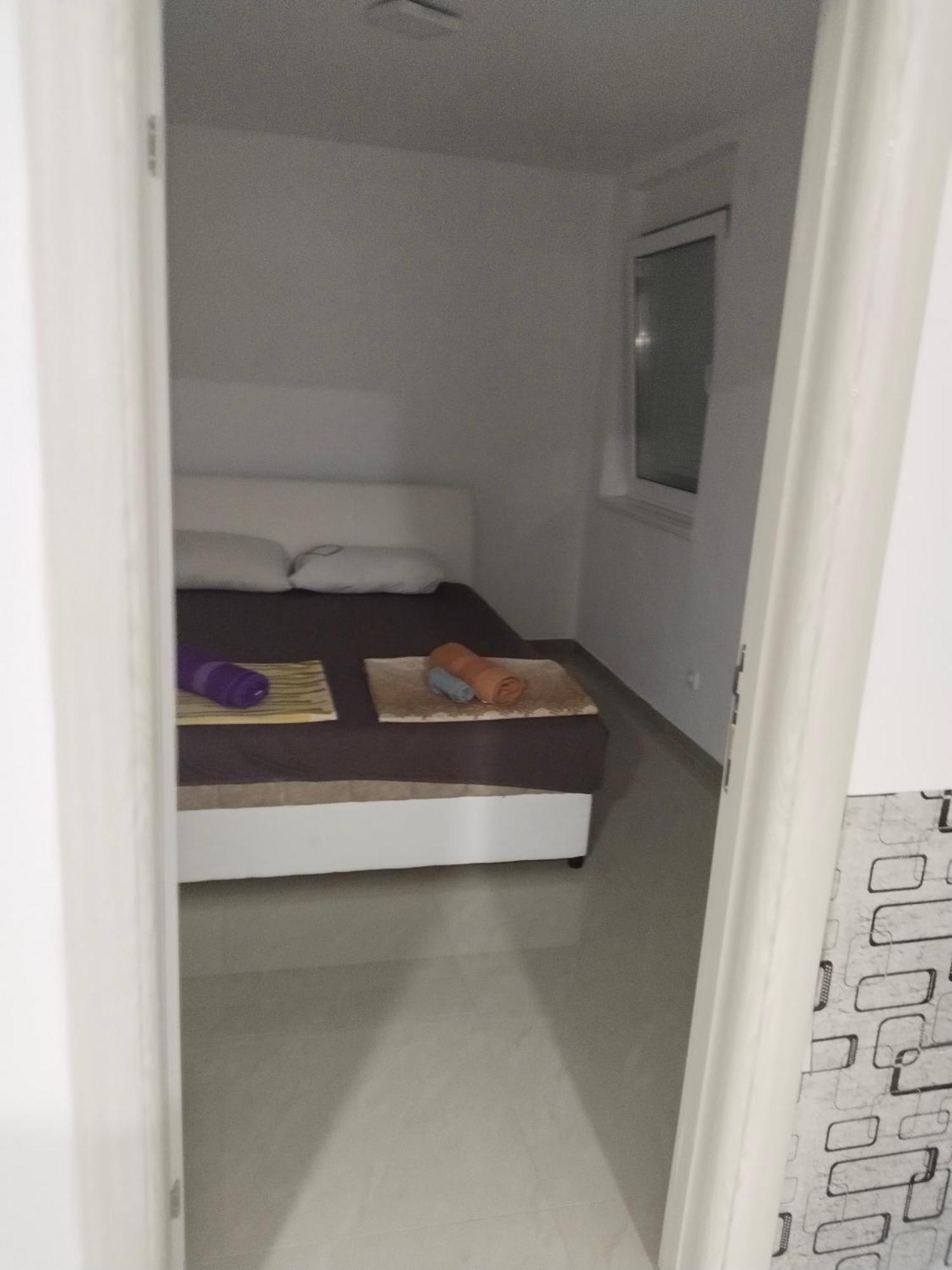 Sandra Apartmani Versec Kültér fotó